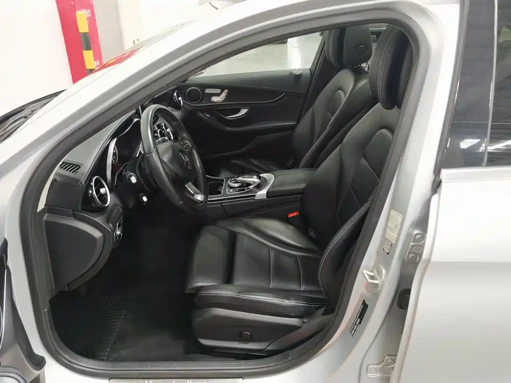 Mercedes-Benz C-Class 2016 2015 Facelift C 200 L Sport