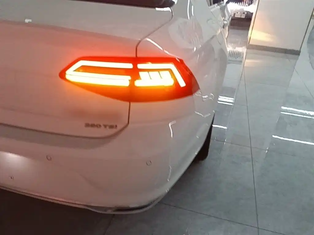 Volkswagen Lamando 2019 280TSI DSG Comfort Edition China V фото 8