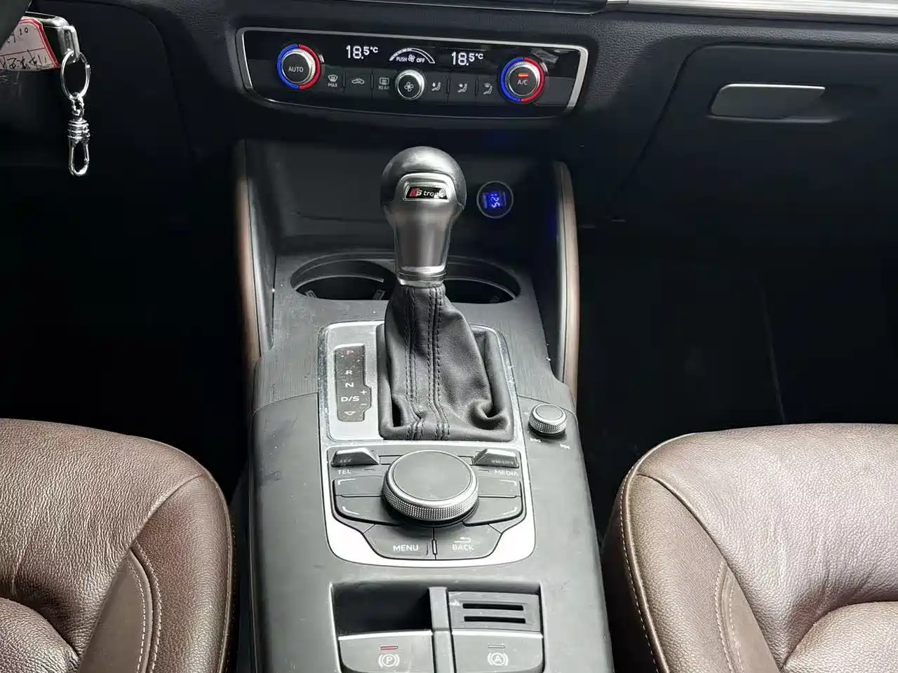 Audi A3 2016 Limousine 35 TFSI Leadership фото 10