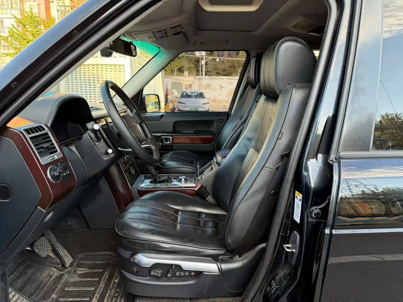 Фото 3 - Land Rover Range Rover