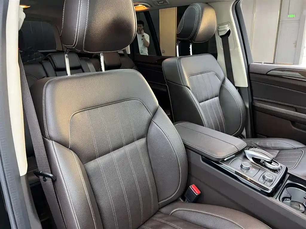 Mercedes-Benz GLS 2018 Facelift GLS 400 4MATIC Sport фото 26