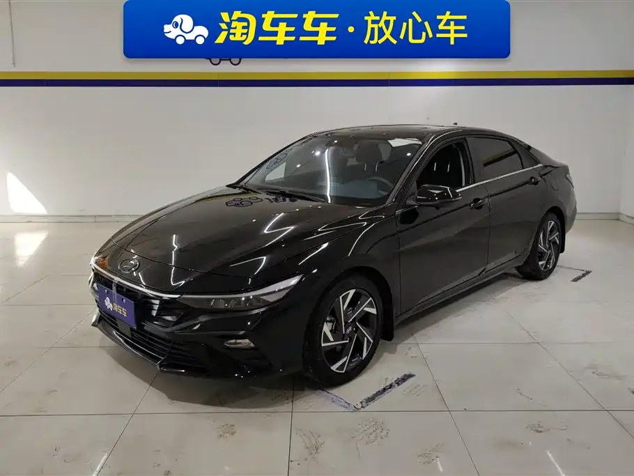 Hyundai Elantra 2023 1.5L CVT GLX Elite Edition