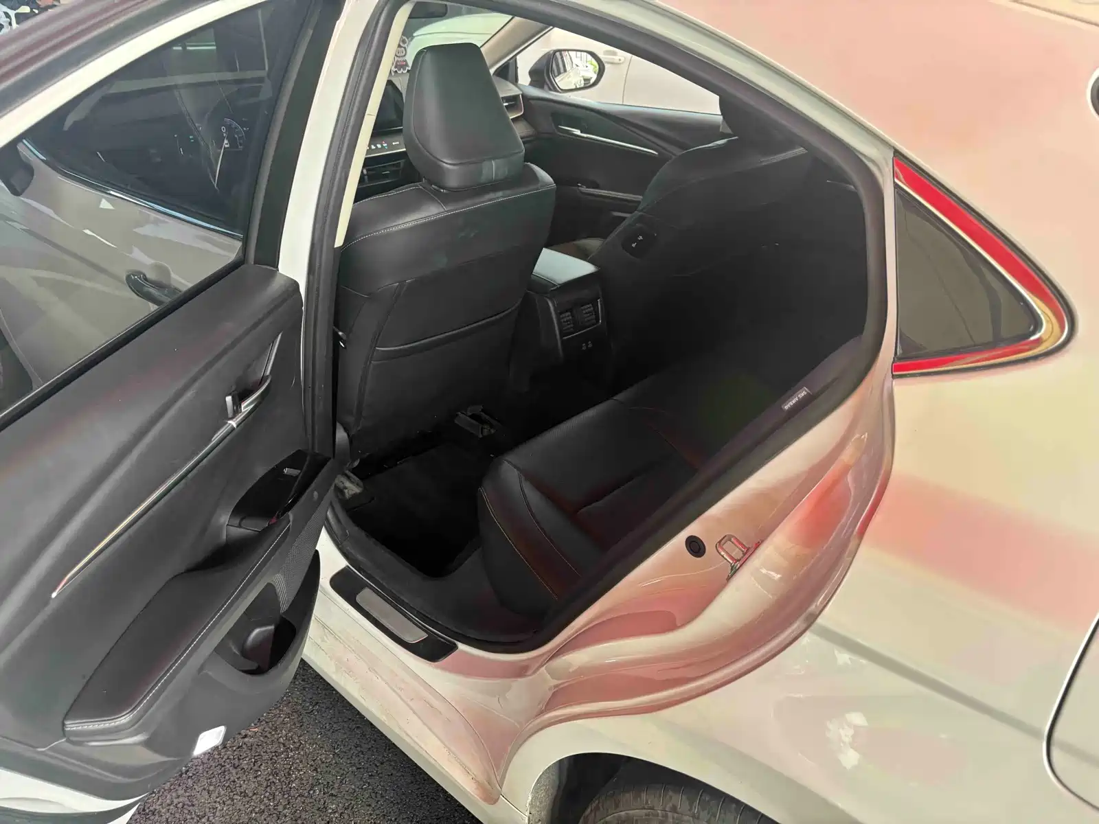 صورة 8 - Toyota Camry