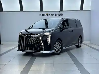Trumpchi M8