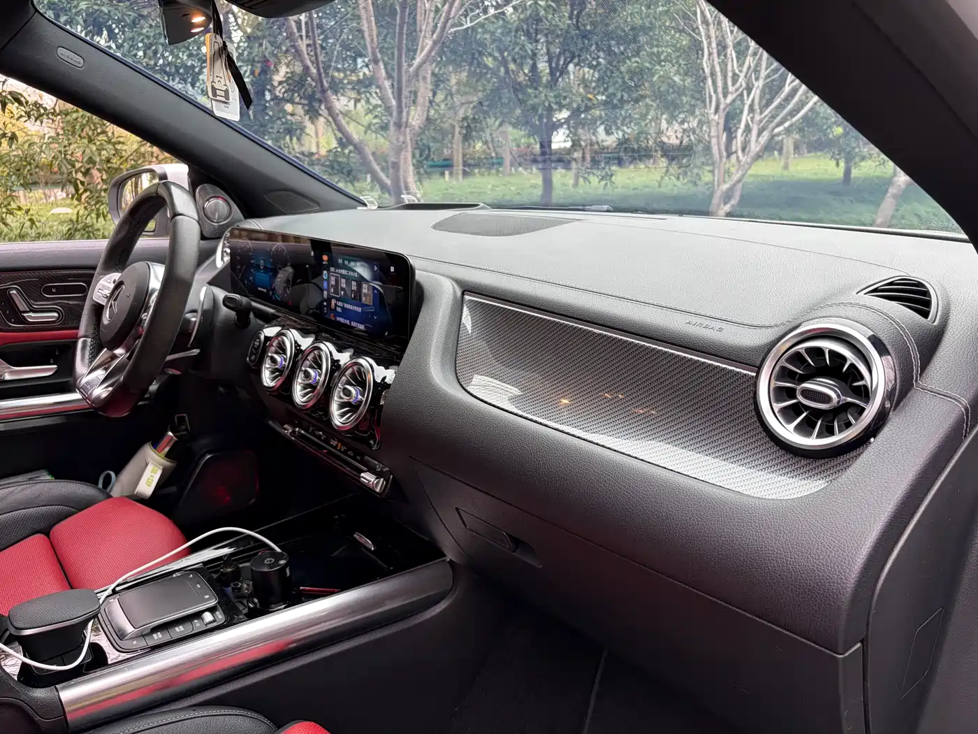 MERCEDES-BENZ GLA AMG