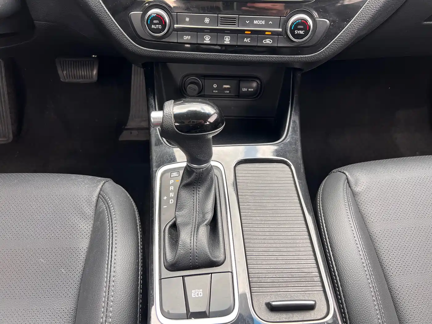 Kia K4 2014 1.8L Automatic GLS фото 15