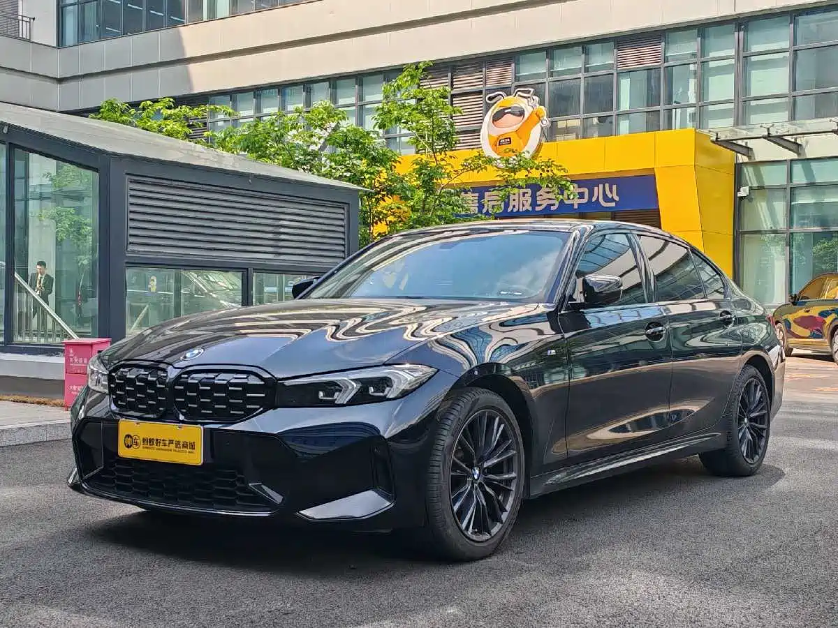 BMW 3 Series 2023 325Li M Sport Black Night Package