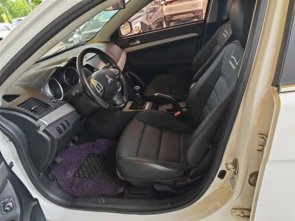 Mitsubishi Lancer EX 2015 1.8L Manual Premium (China IV) фото 15