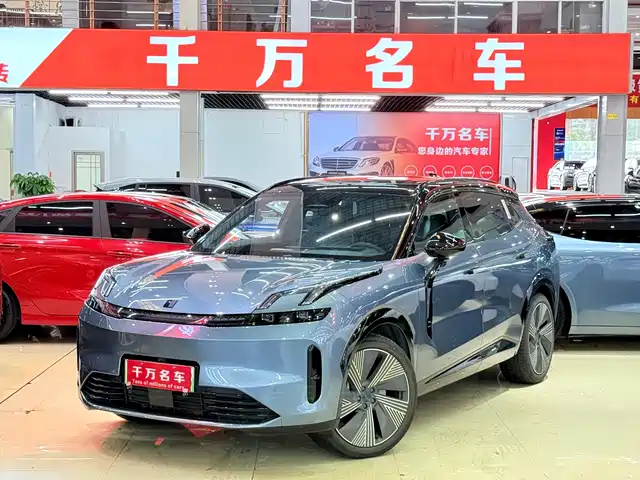  Lynk & Co Lynk & Co 08 EM-P 2025 245km Ultra Long Range Halo