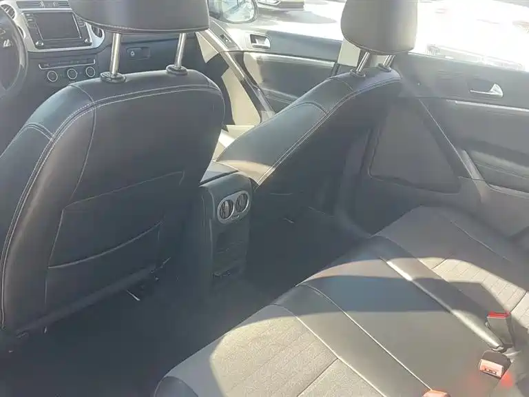 Volkswagen Tiguan 2015 1.8TSI Automatic 2WD Comfortline фото 5