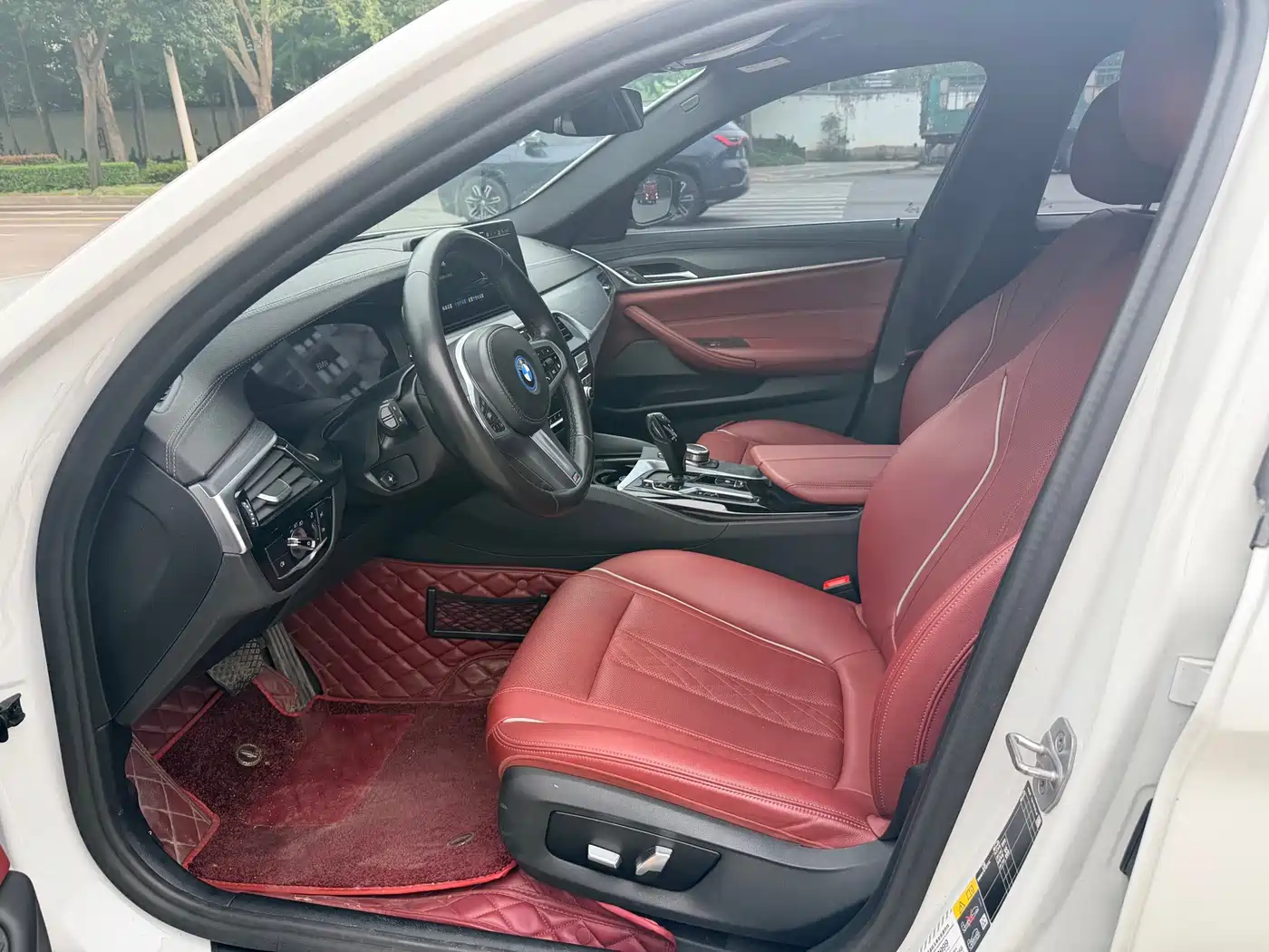 BMW 5 SERIES NEW ENERGY