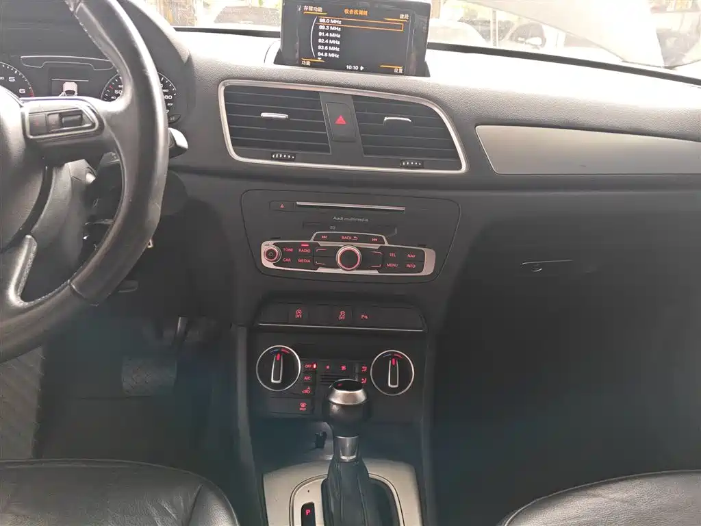Audi Q3 2016 30 TFSI Fashion фото 9
