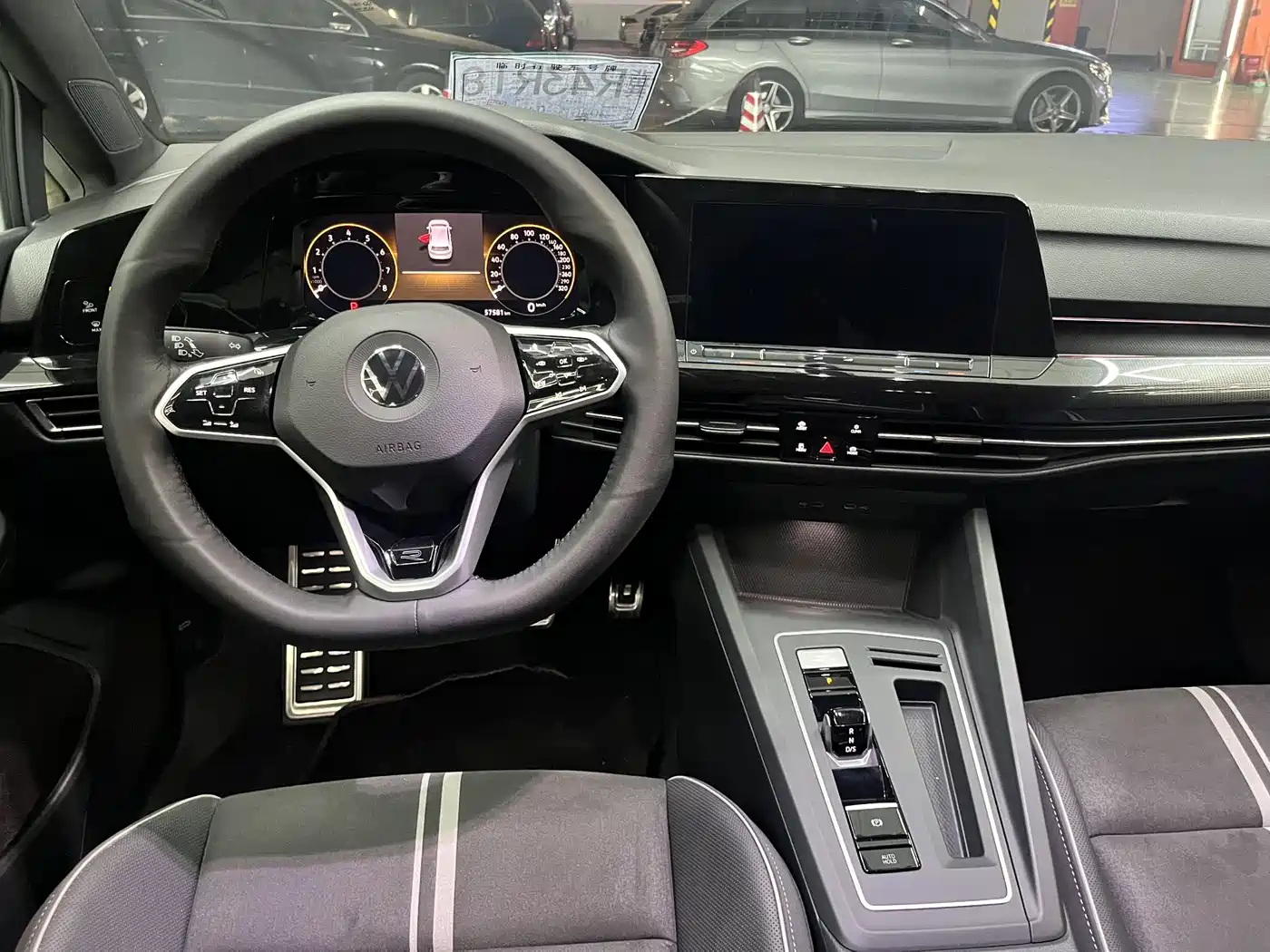Volkswagen Golf 2023 Facelift 280TSI DSG R-Line Lite фото 13