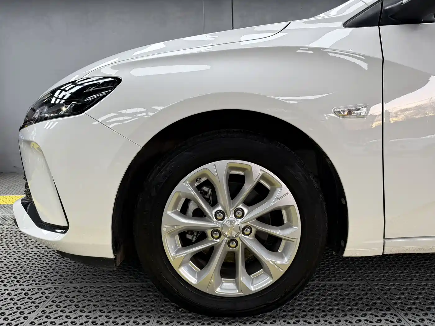 Chevrolet Monza 2023 1.5L Dual-Clutch Enjoyment Edition фото 8