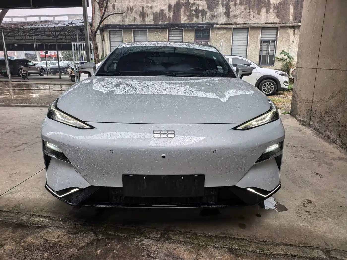 2025 Geely Galaxy Galaxy E8