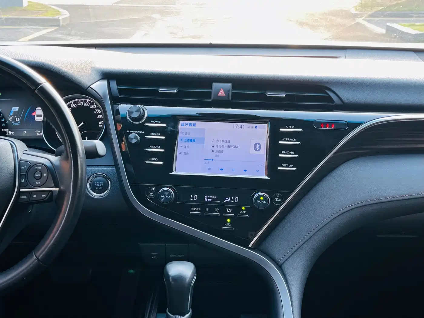 Toyota Camry 2018 2.0G Luxury Edition фото 11
