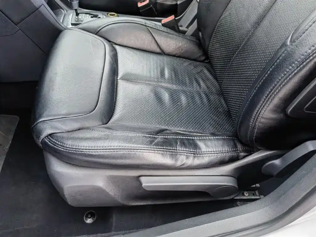 Peugeot 308 2012 1.6L Automatic Trend Type фото 20