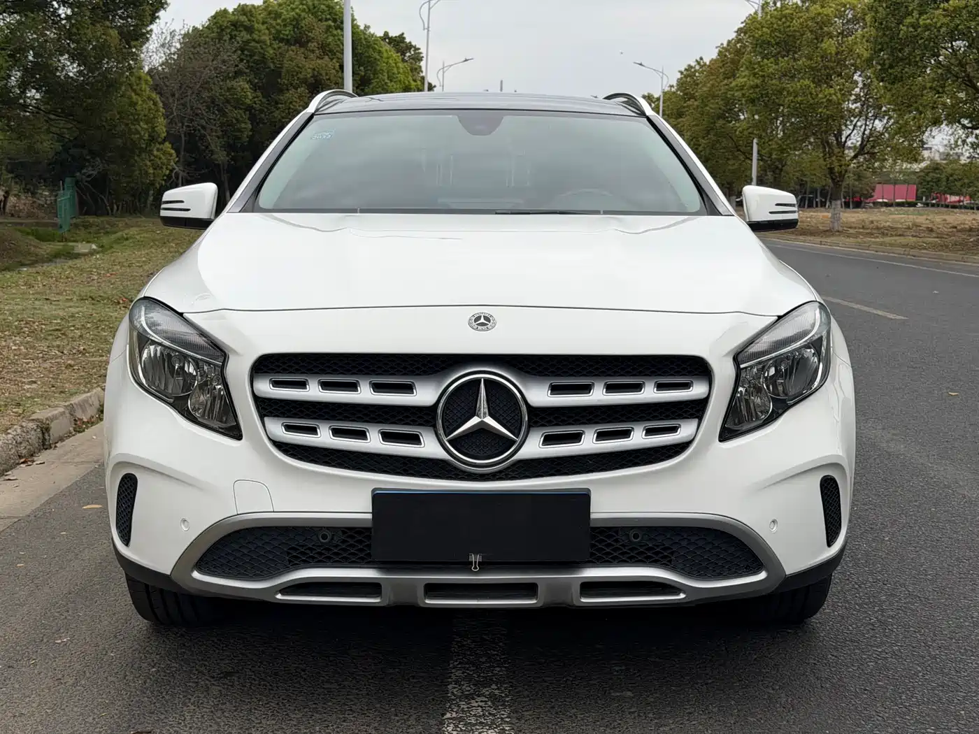 Mercedes-Benz GLA 2017 GLA 200 Dynamic фото 2