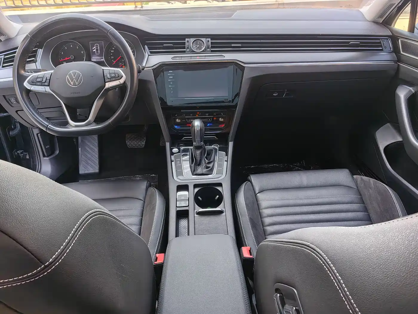 Volkswagen Magotan 2020 330TSI DSG Leading фото 4