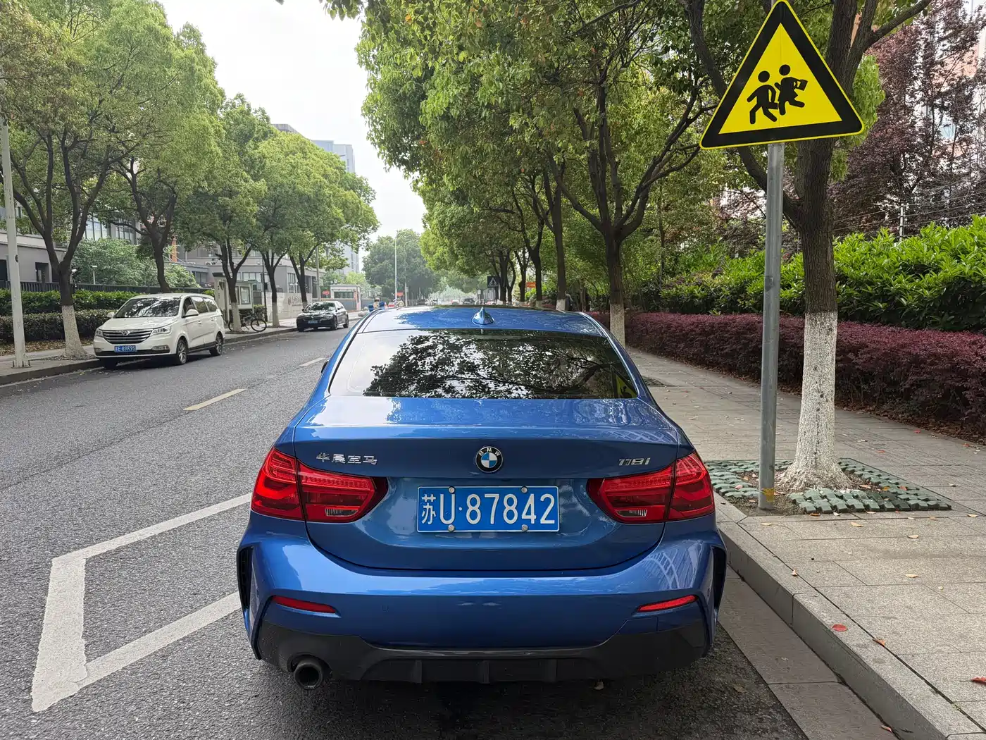 BMW 1 Series 2019 118i M Sport Package фото 8