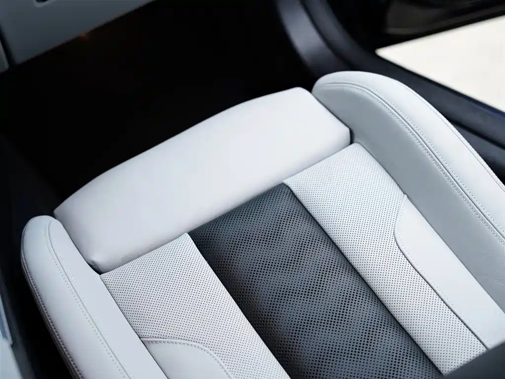 BMW M4 2024 BMW M4 Coupe Competition фото 51