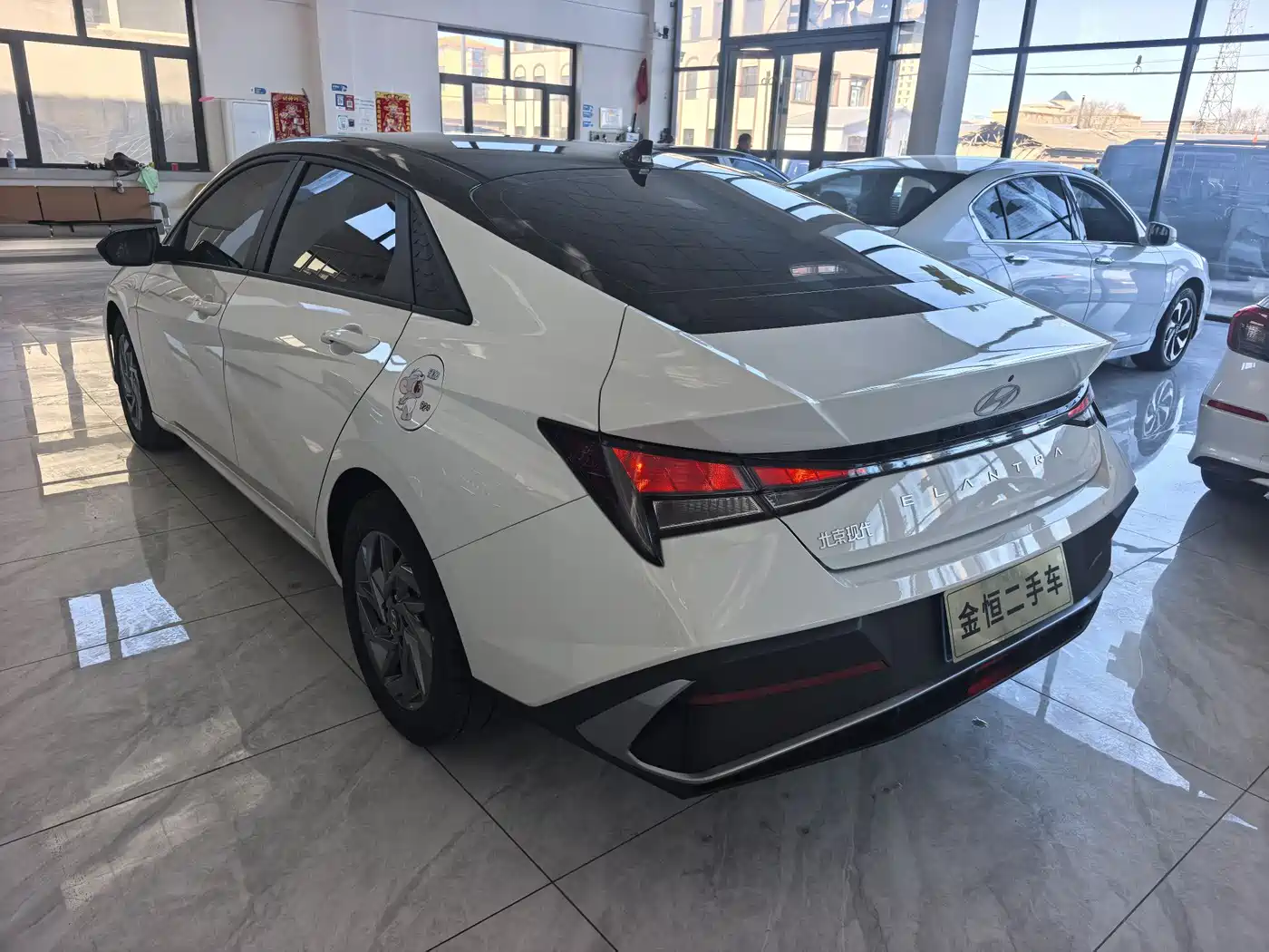 MODERN ELANTRA
