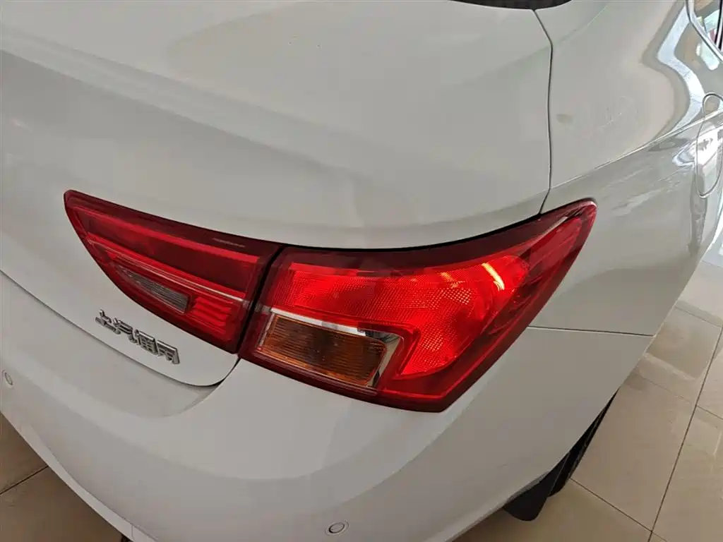 Buick Verano 2017 Sedan 15S Automatic Leading фото 8