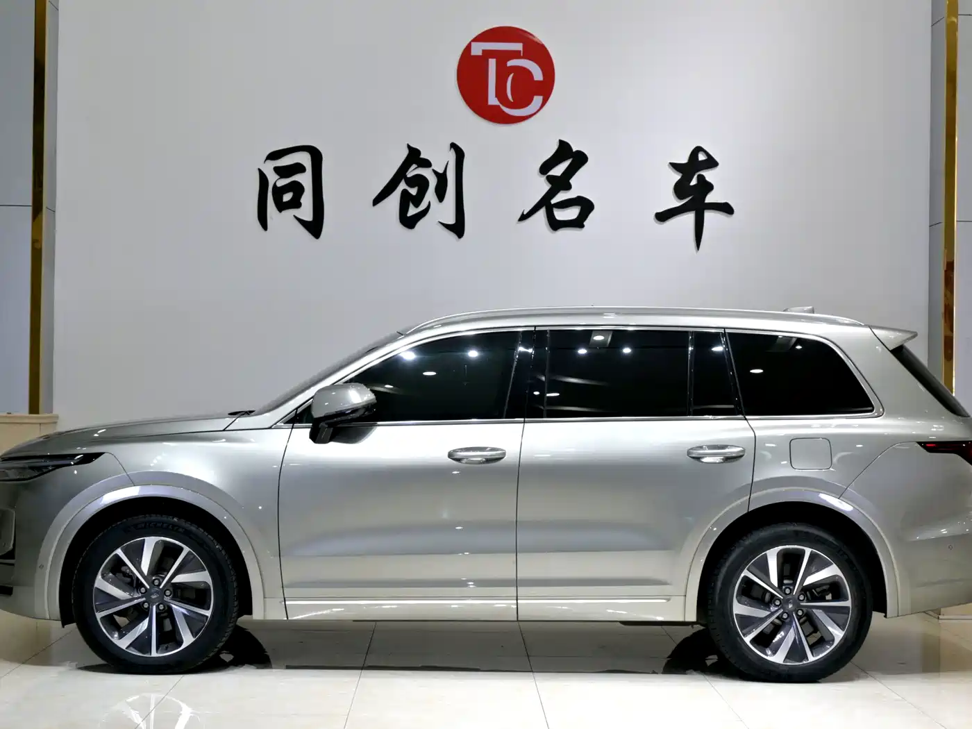 Li Auto Li ONE 2023 2021 Extended Range 6-Seater