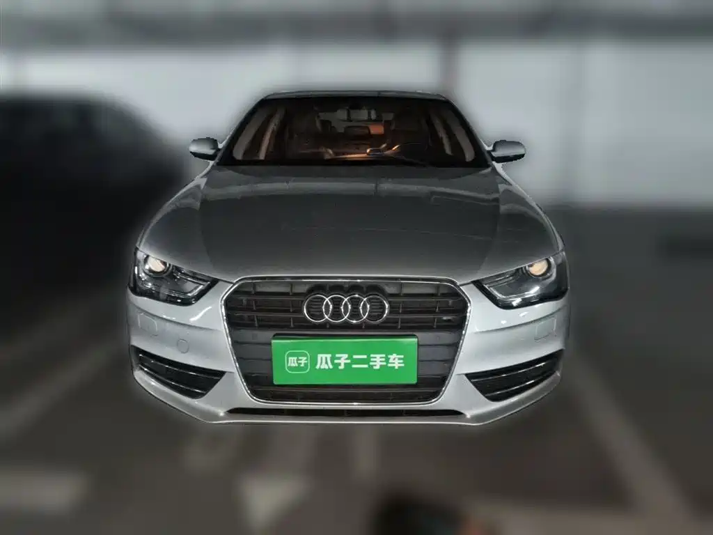 Audi A4L 2013 35 TFSI Automatic Standard фото 24