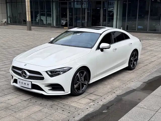 MERCEDES-BENZ CLS