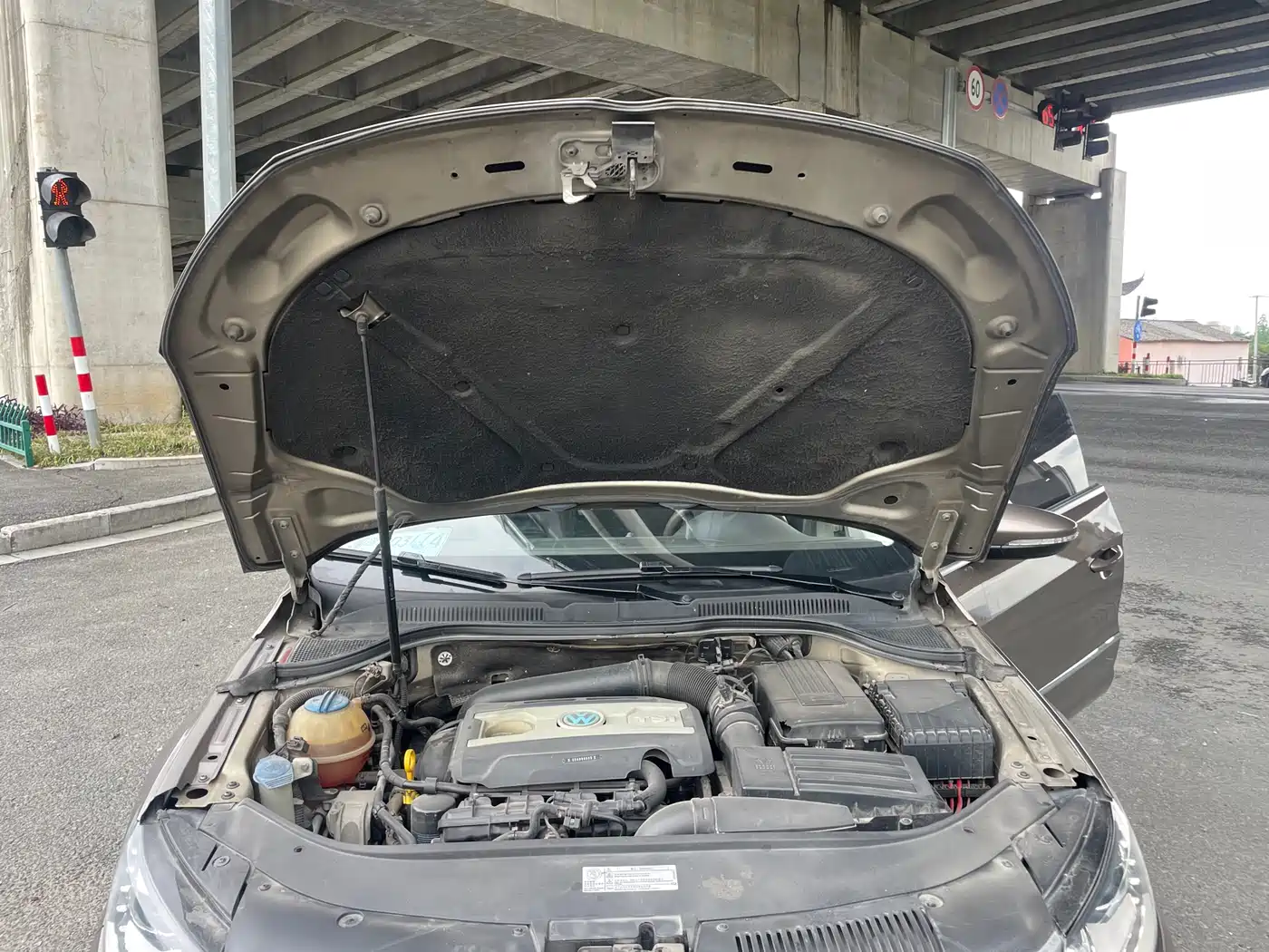 Volkswagen FAW-Volkswagen CC 2016 Model 1.8TSI Luxury фото 16
