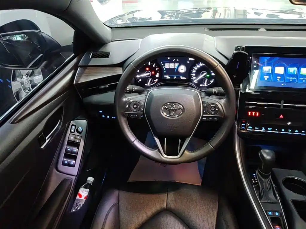 Toyota Avalon 2023 2.0L Premium Selection фото 11