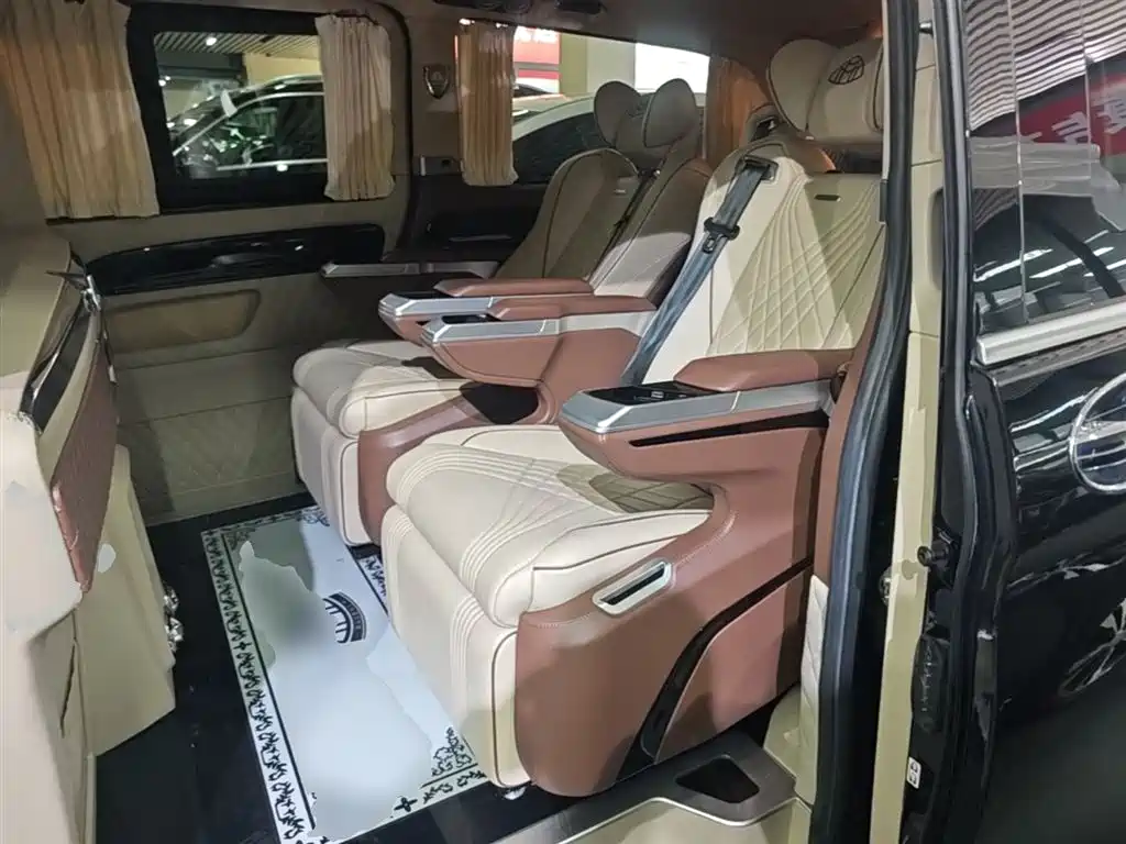 MERCEDES-BENZ VITO