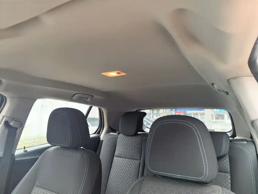 Chevrolet Trax 2014 1.4T Automatic 2WD Comfort фото 18