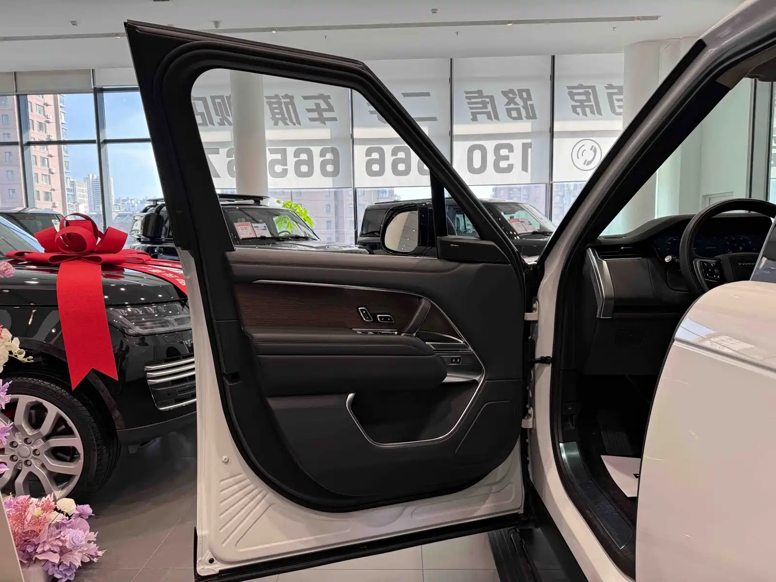 Фото 6 - Land Rover Range Rover