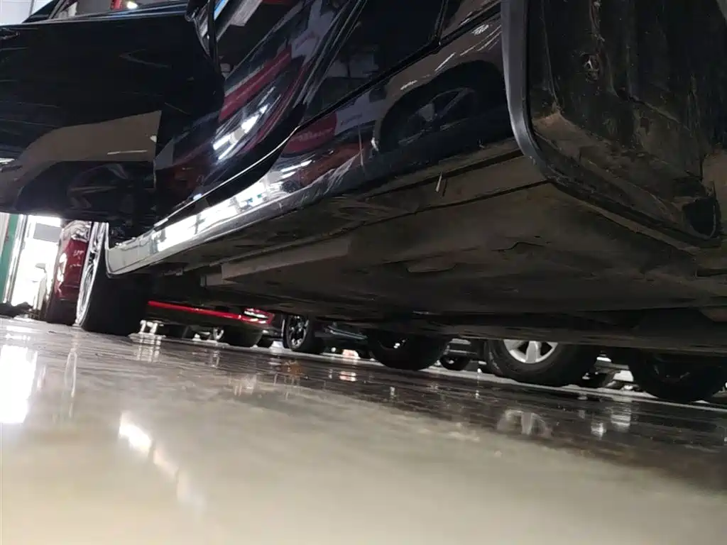 Toyota Avalon 2023 2.0L Premium Selection фото 21