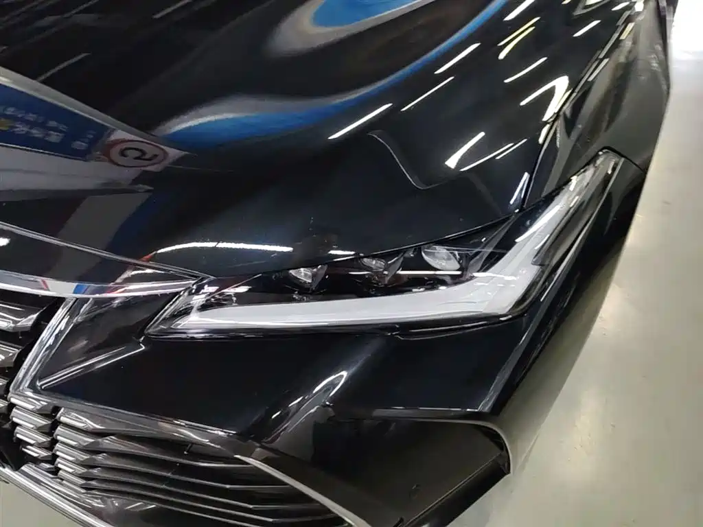 Toyota Avalon 2023 2.0L Premium Selection фото 24
