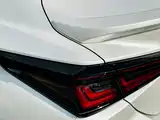 Фото 15 - Lexus ES