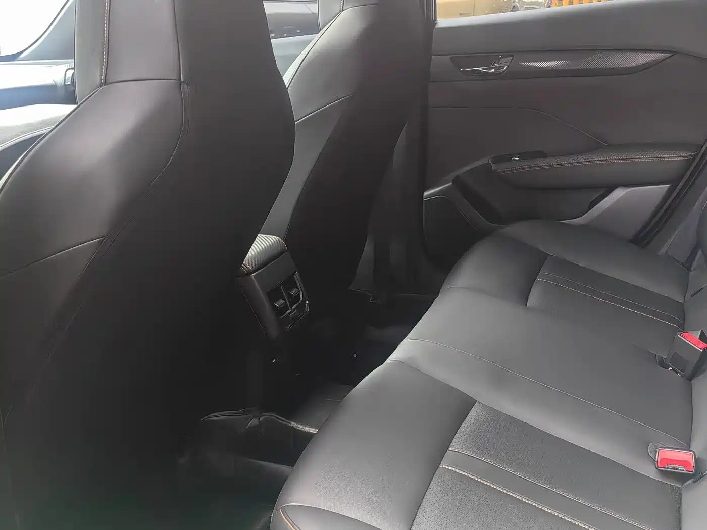 Dongfeng Aeolus Yixuan 2025 2025 1.5L Auto Luxury