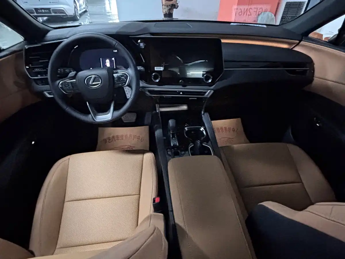 2026 Lexus RX