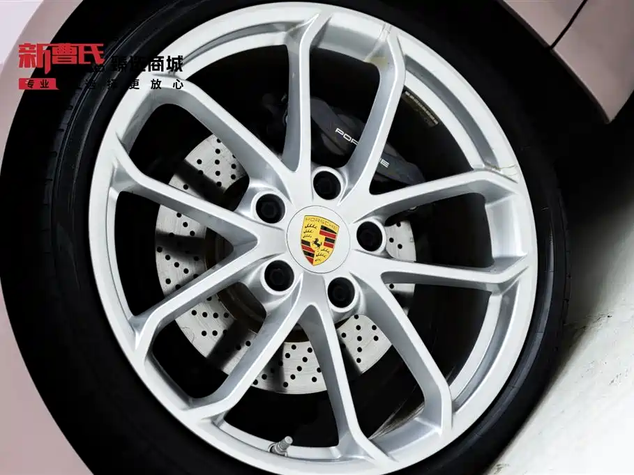 Porsche 718 2022 Spyder 2.0T фото 6