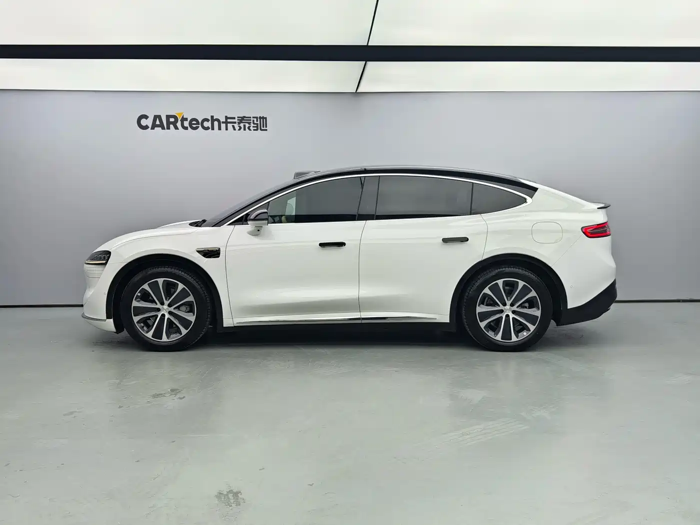 Zhijie Luxeed R7 2025 2024 Pure Electric 802km Max