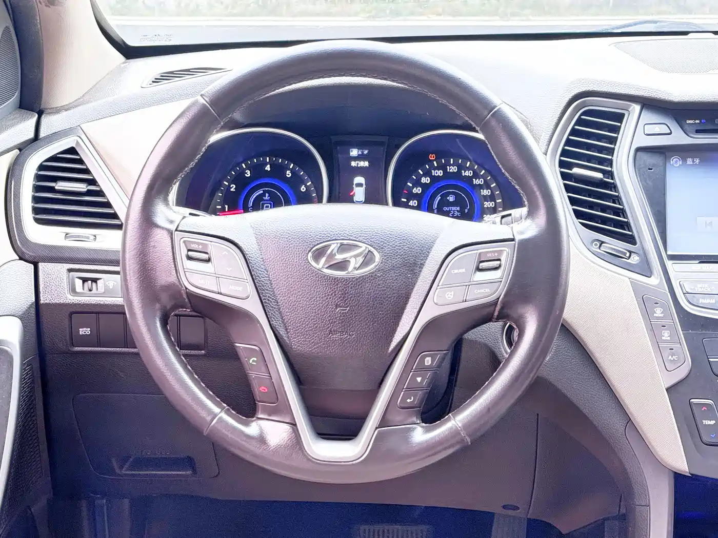 Hyundai Santa Fe 2013 Facelift 2.4L Automatic 4WD Premium фото 15