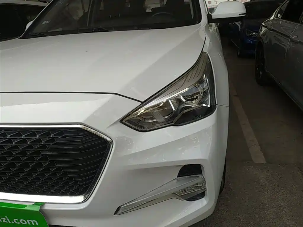 Haval M6 2018 Facelift 1.5T DCT 2WD Elite Edition фото 24