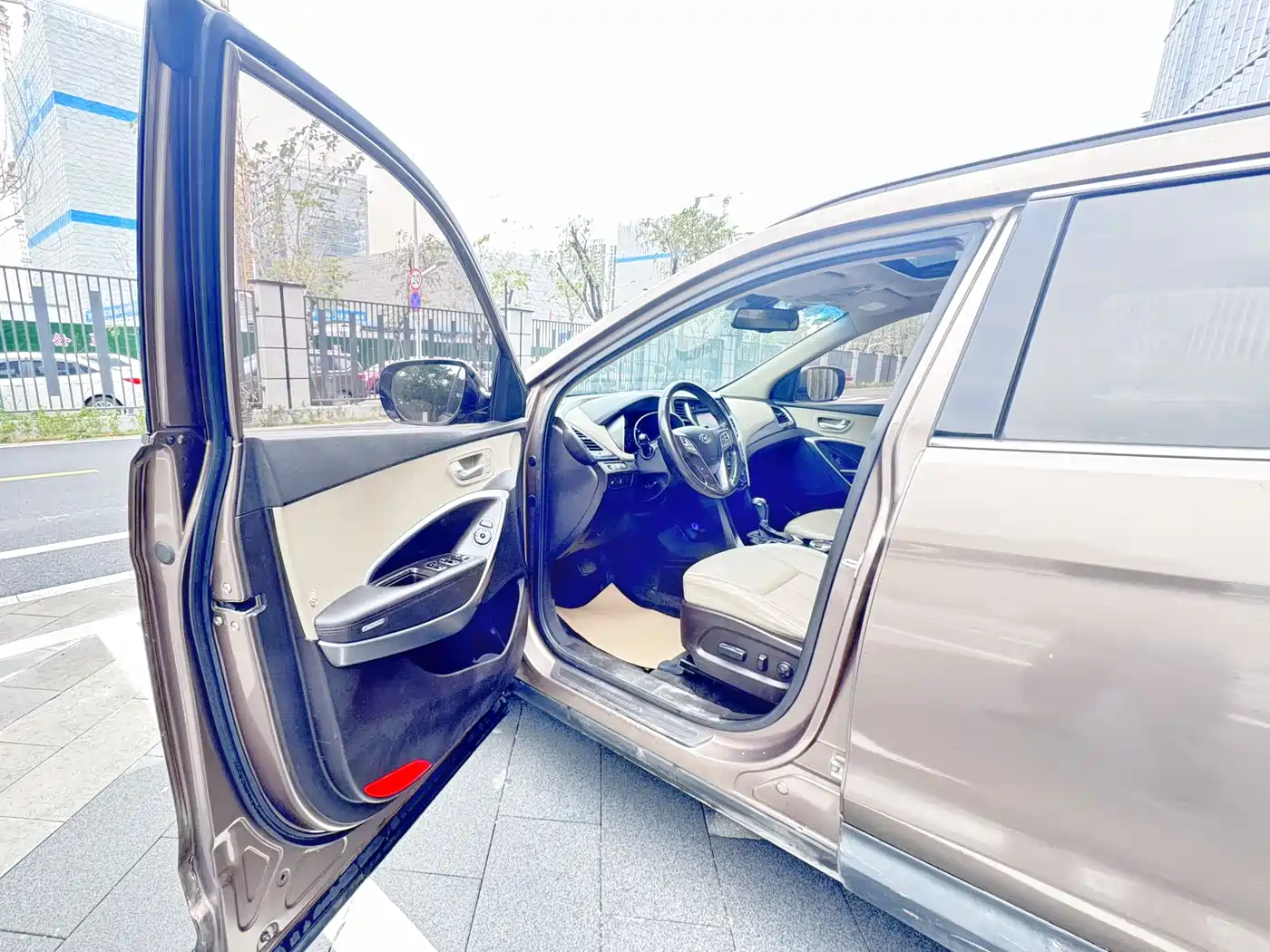 Hyundai Santa Fe 2013 Facelift 2.4L Automatic 4WD Premium фото 20