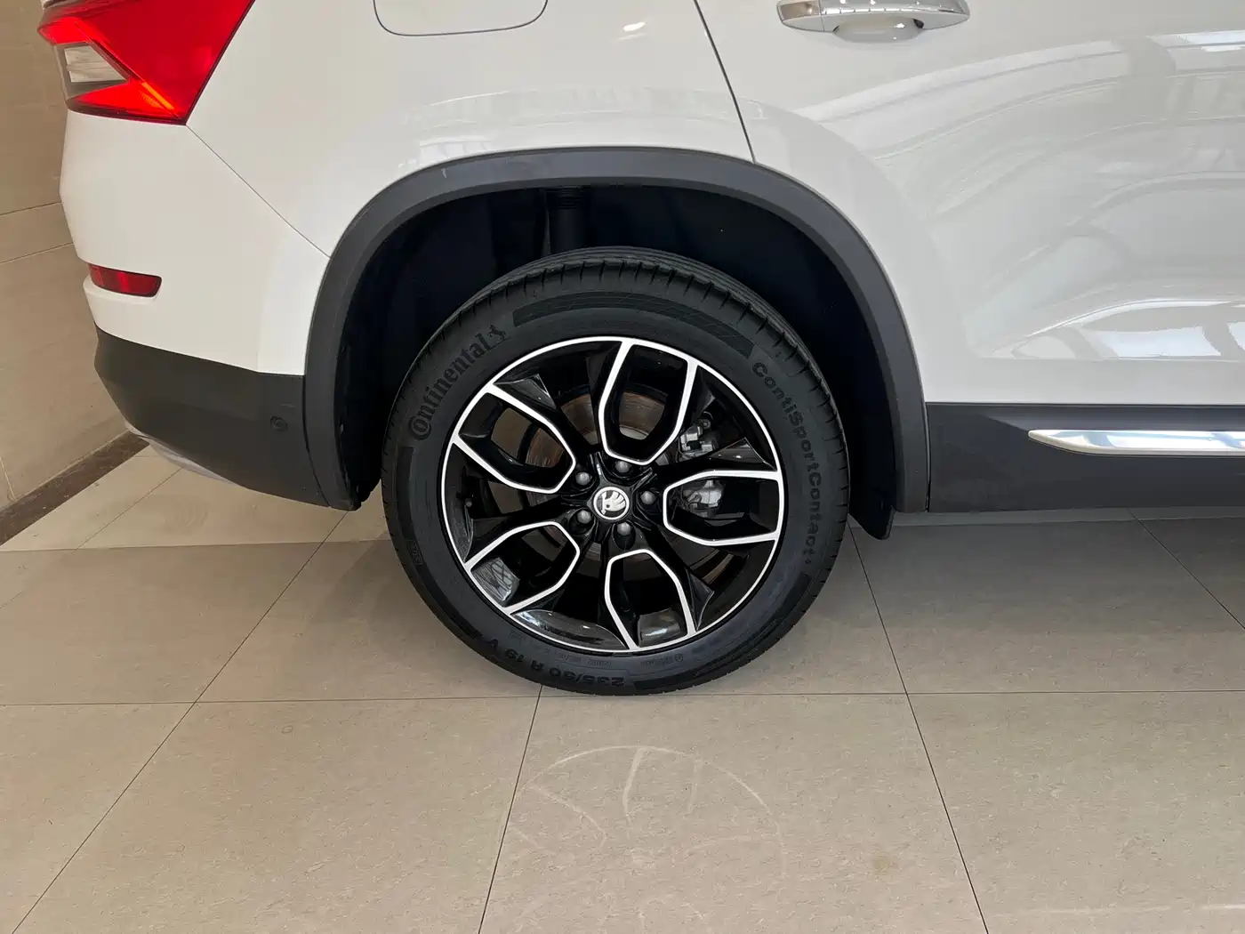 Škoda Kodiaq 2021 TSI330 5-seat 2WD Luxury Premium фото 15