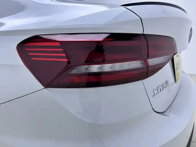 Volkswagen Lavida 2024 Model 300TSI DSG Starlight Full Comfort Edition фото 20