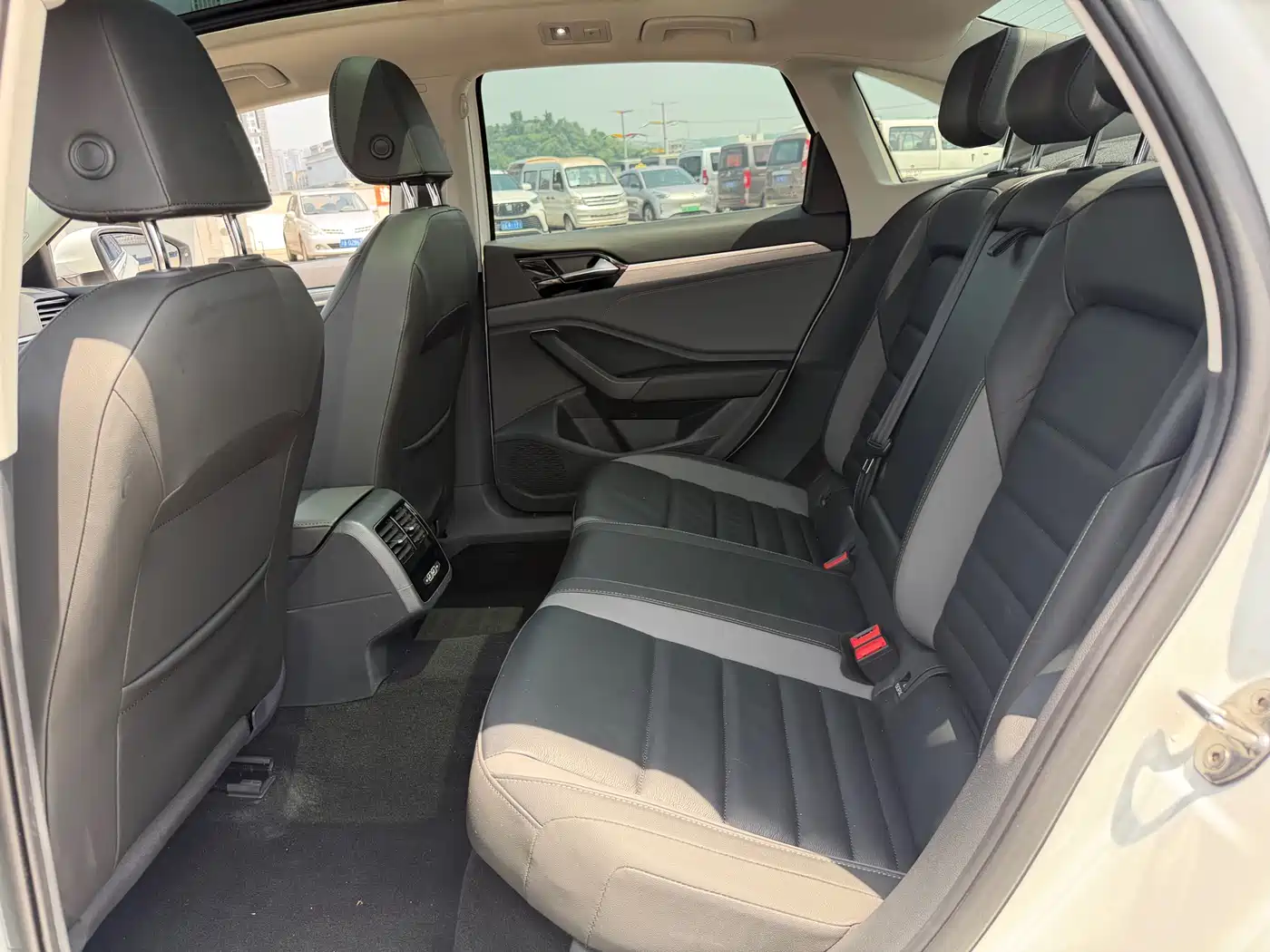 Volkswagen Sagitar 2019 280TSI DSG Comfort China V фото 9