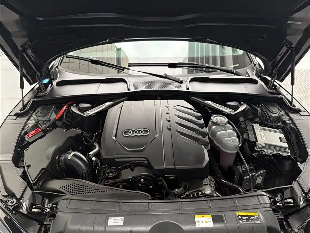 AUDI A5 (IMPORT)