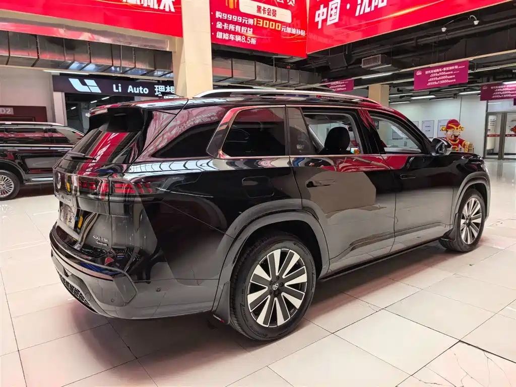 Volkswagen Teramont 2025 Model Teramont Pro 450TSI 4WD Cross Country Edition фото 3